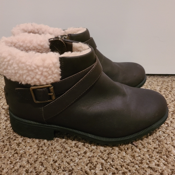 ugg benson ankle boot